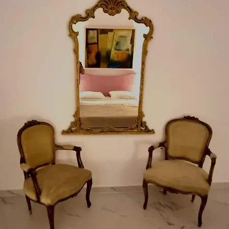 City Center Beach House Apartment *