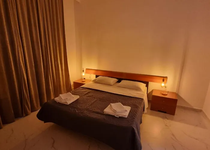 City Center Beach House * Rhodes City