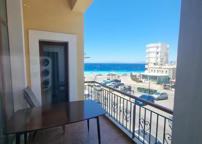 City Center Beach House Apartment